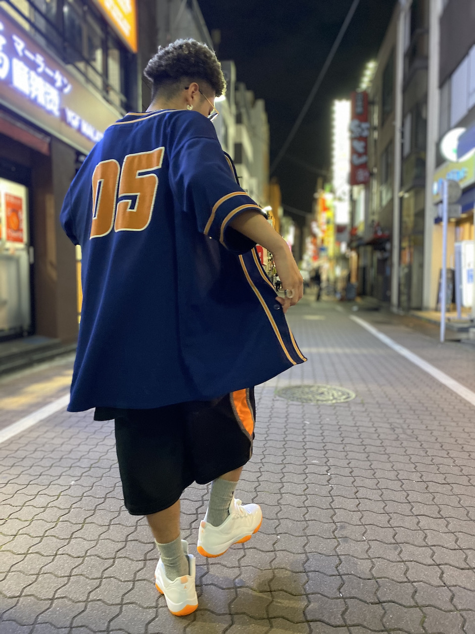 FUBU XXL 限定品レア　リバーシブル FUBU Men's Hustle Athletic Leisure Sneakers, Sizes 7-13